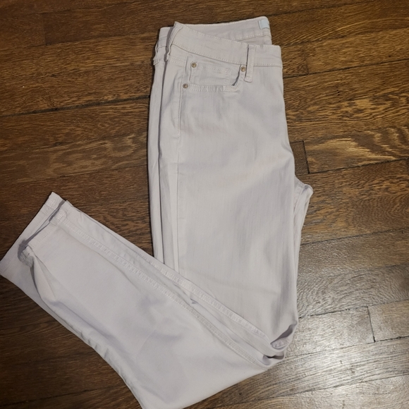 NWOT Pair of Vintage America Weekend Crop Jeans in a Light Mauve Pink size 29/8 - Picture 4 of 8